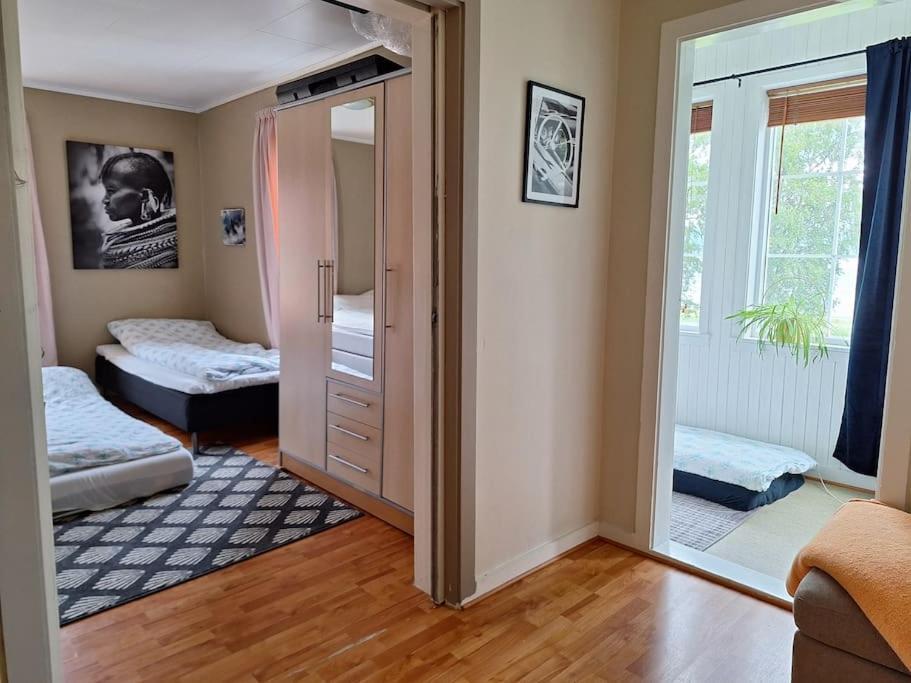 Privat Leilighet Pa Gard Med Badstue Og Nordlys 나르비크 외부 사진